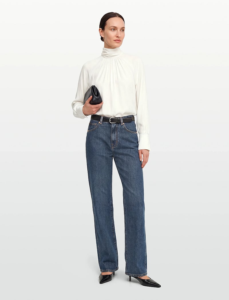 Filippa K - High Waisted Cropped Jeans - jeans droites - washed mid blue - 0