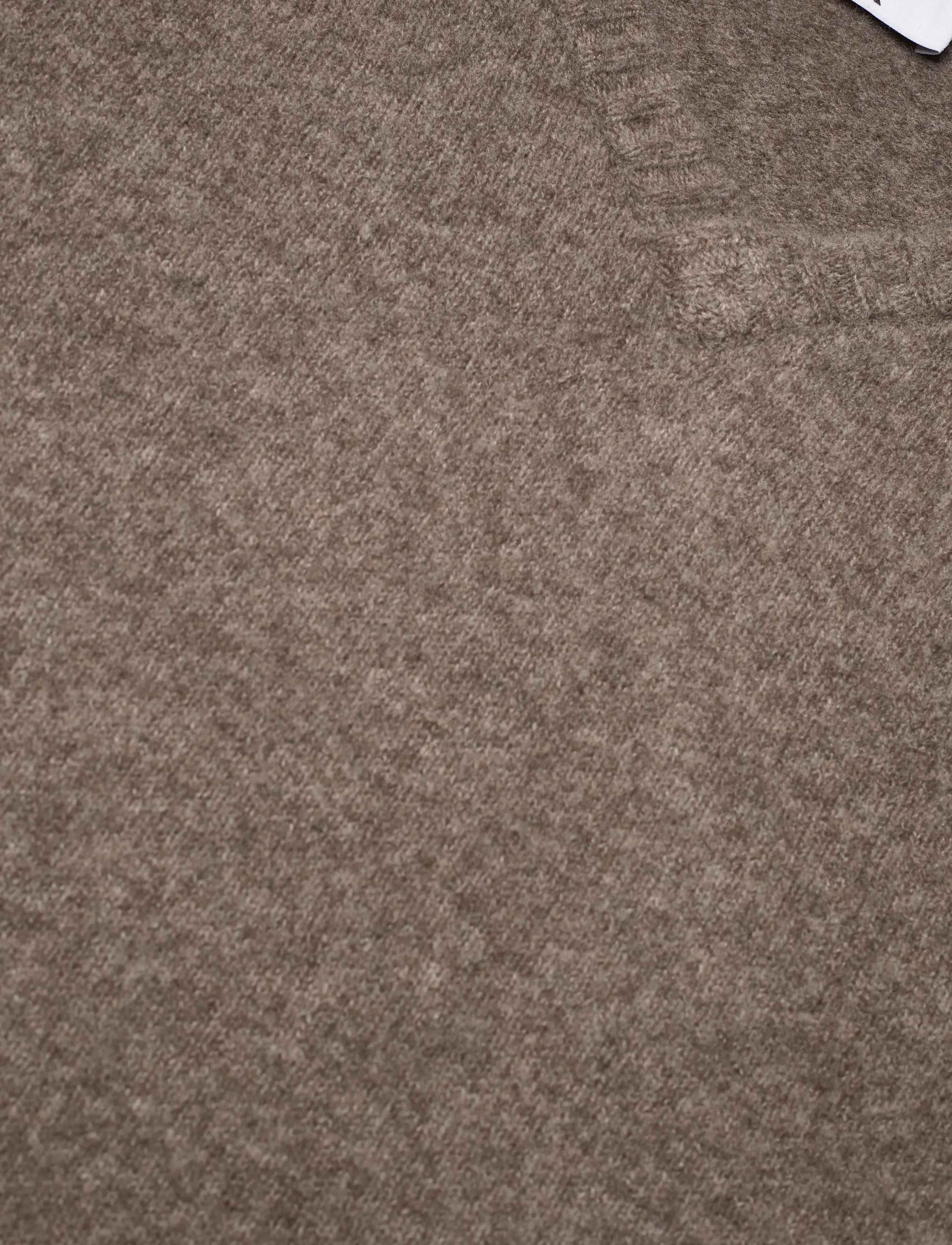 Filippa K - Yak Wool V- Neck Sweater - driftwood - 2