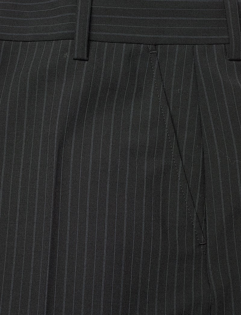 Filippa K - Harlow Pinstripe Trousers - formell - black pinstripe - 2