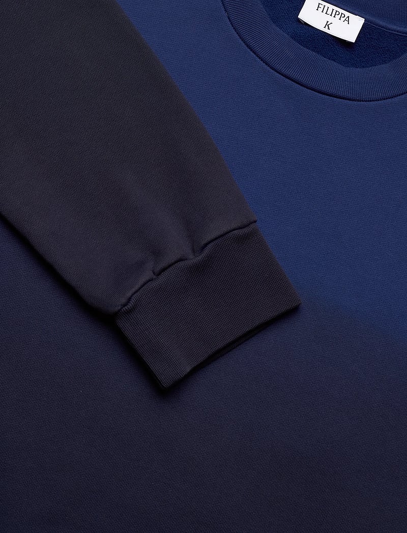 Filippa K - Cotton Dip-Dyed Sweatshirt - osta olukorra järgi - night blue/blue dip dye - 2