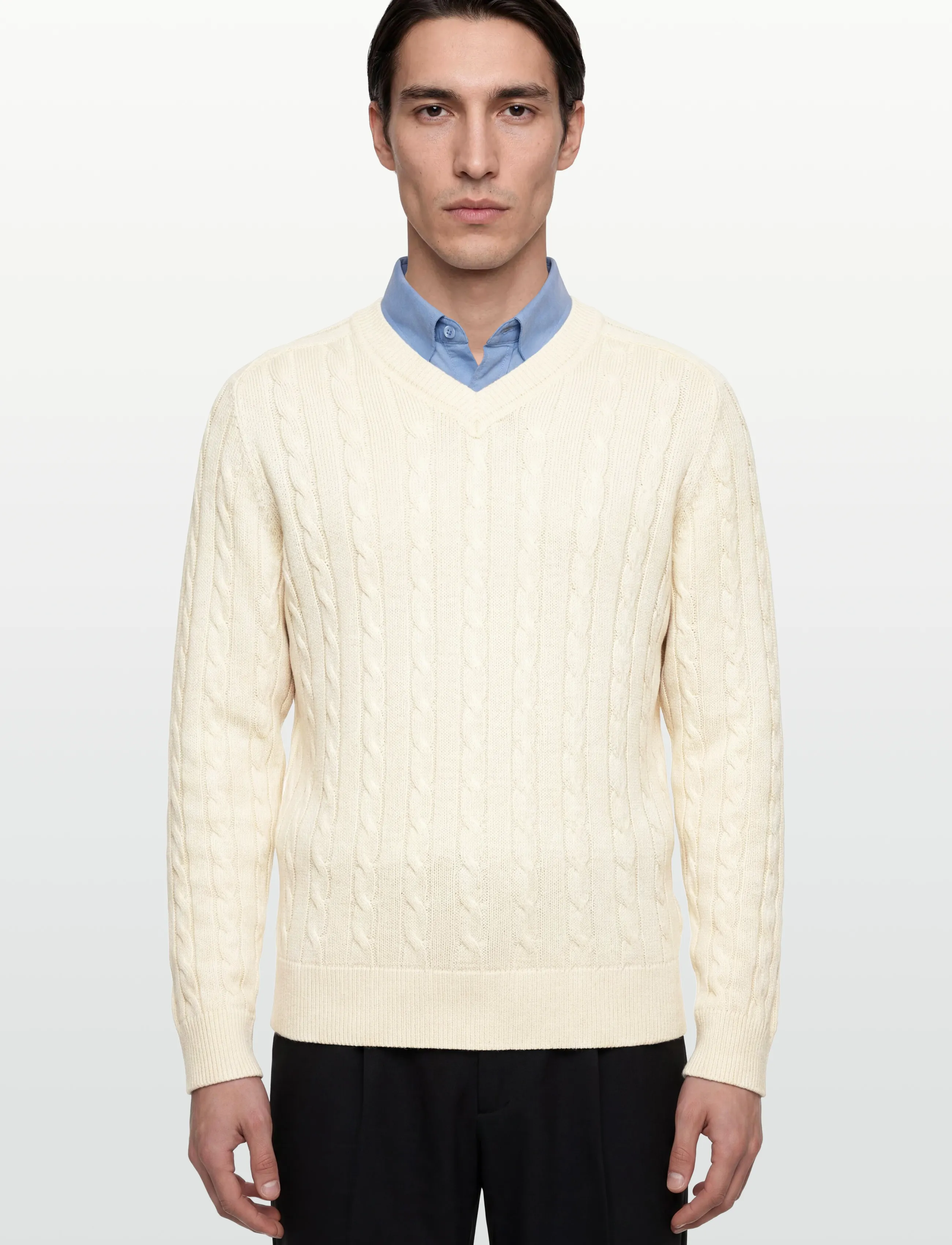 Filippa K - Braided Cotton V-Neck Sweater - knitted v-necks - calico white - 3