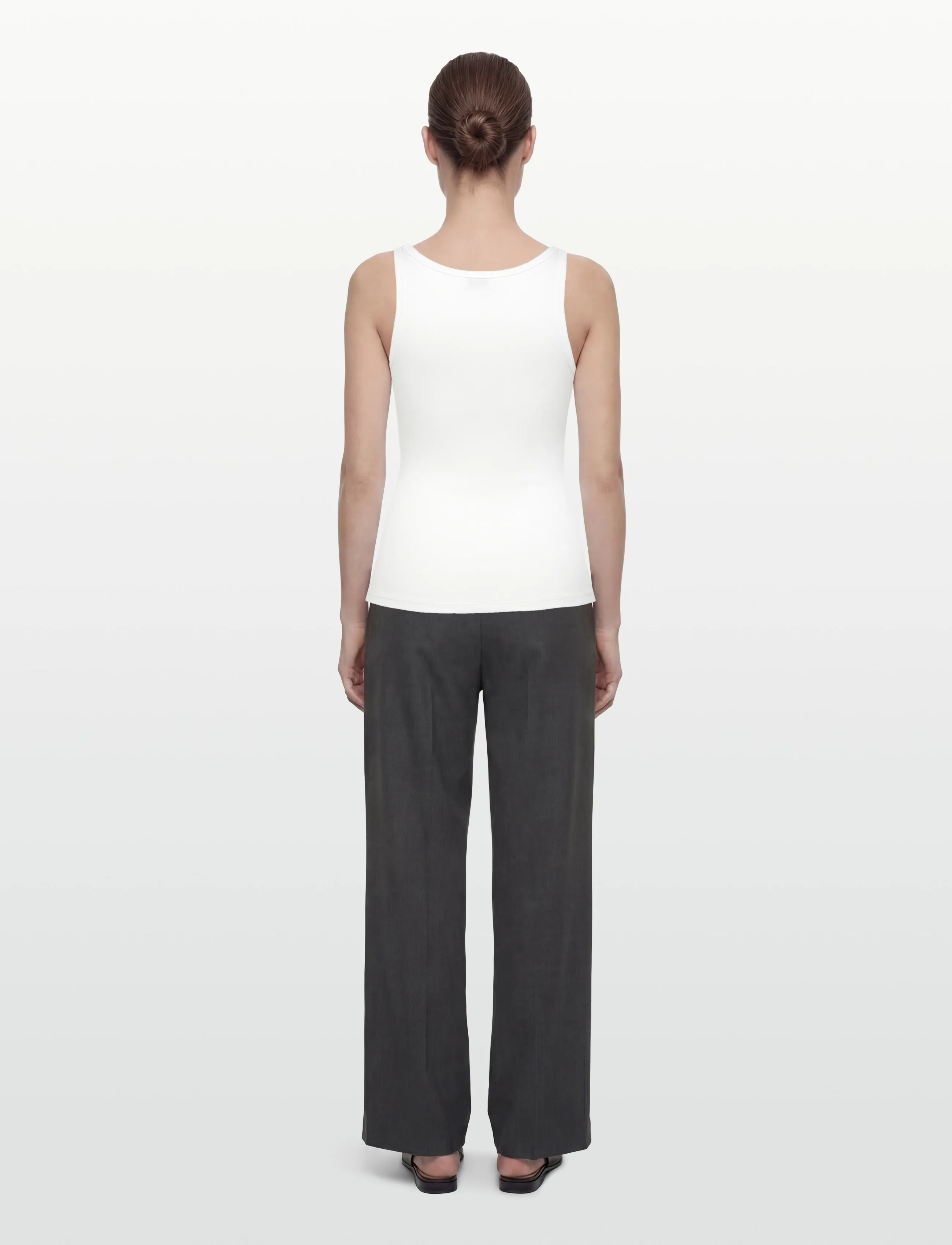 Filippa K - V-Neck Tank - Ärmellose tops - white - 4