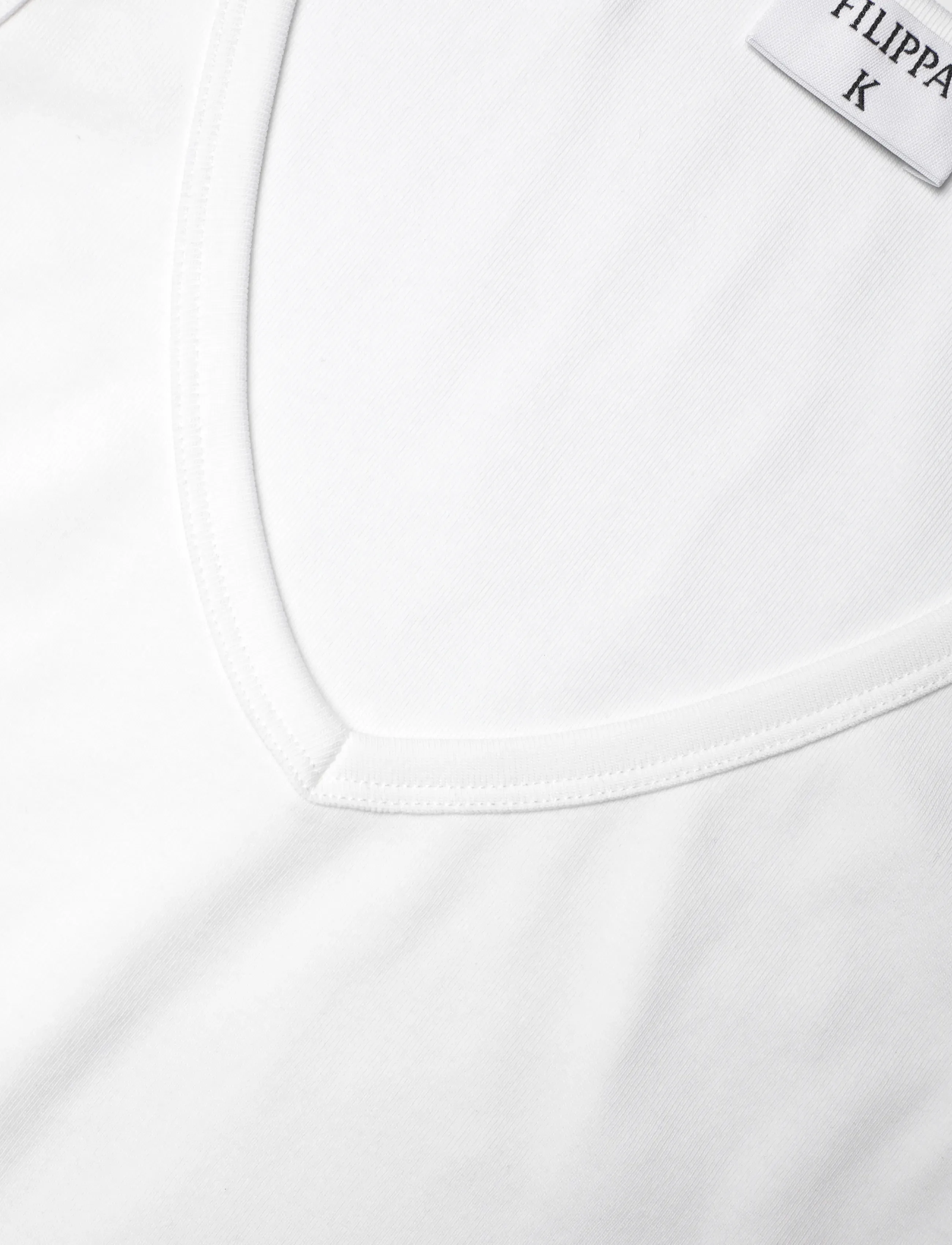 Filippa K - V-Neck Tank - Ärmellose tops - white - 5