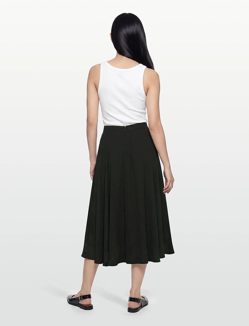 Filippa K - Flared Skirt - midi-röcke - black - 4