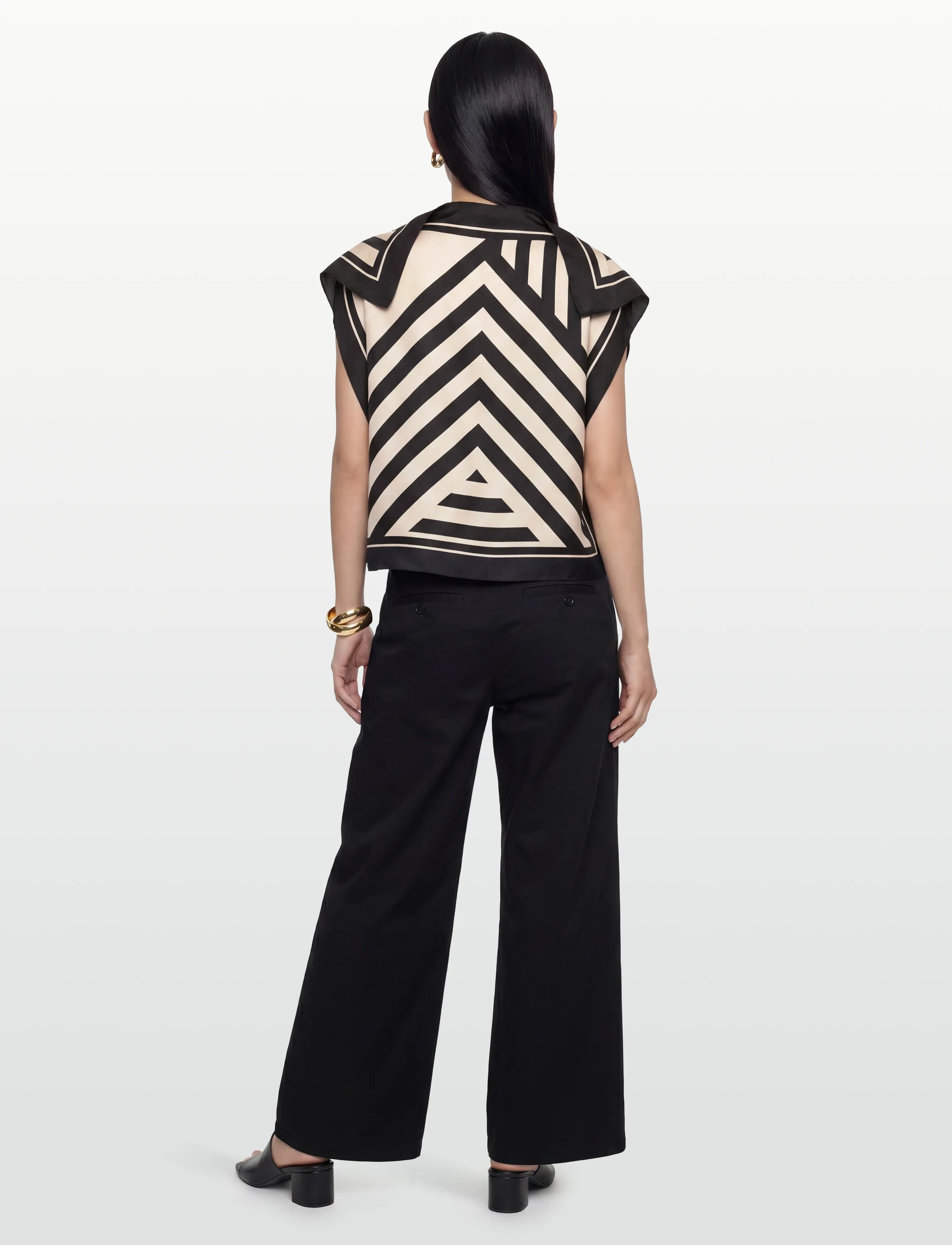 Filippa K - Silk Scarf Top - kortärmade blusar - black - 4