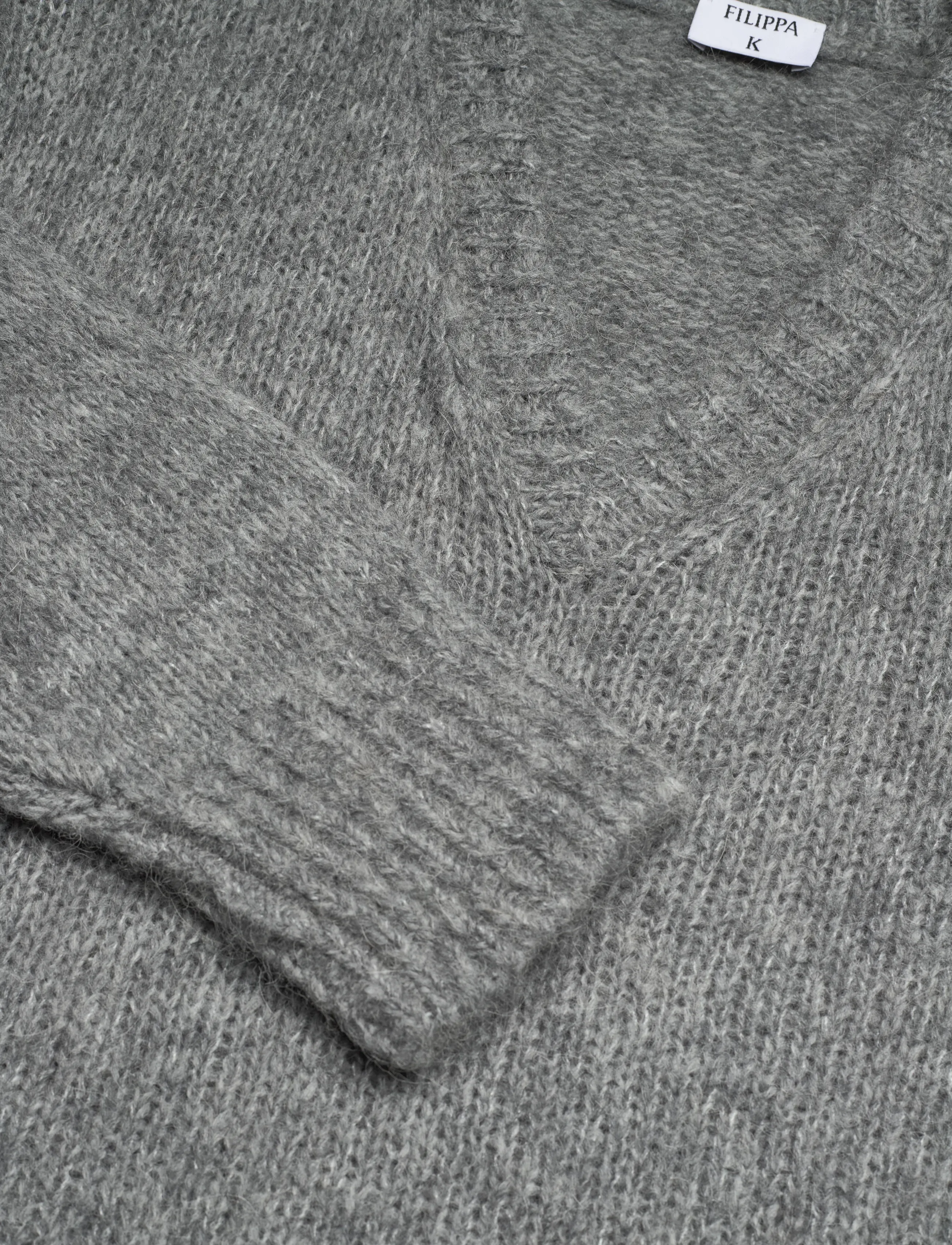 Filippa K - Hairy Alpaca V-Neck Sweater - grey melange - 2