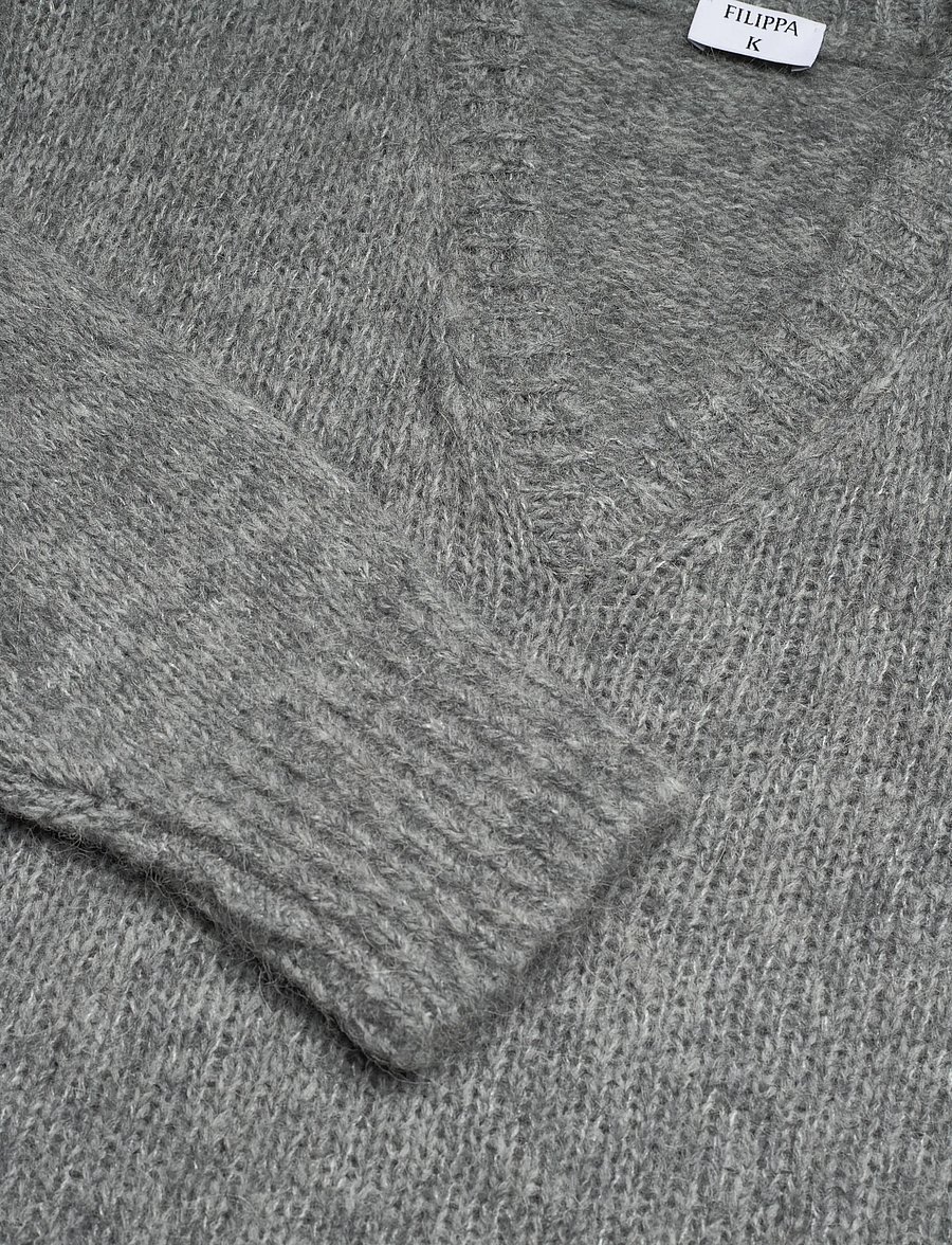 Filippa K - Hairy Alpaca V-Neck Sweater - grey melange - 2