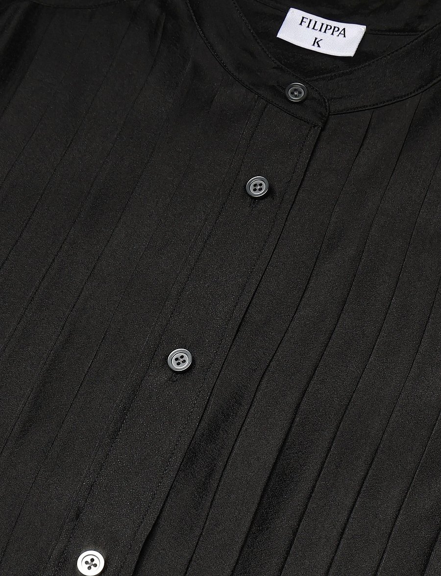 Filippa K - Pleated Stand Collar Shirt - pikkade varrukatega särgid - black - 2