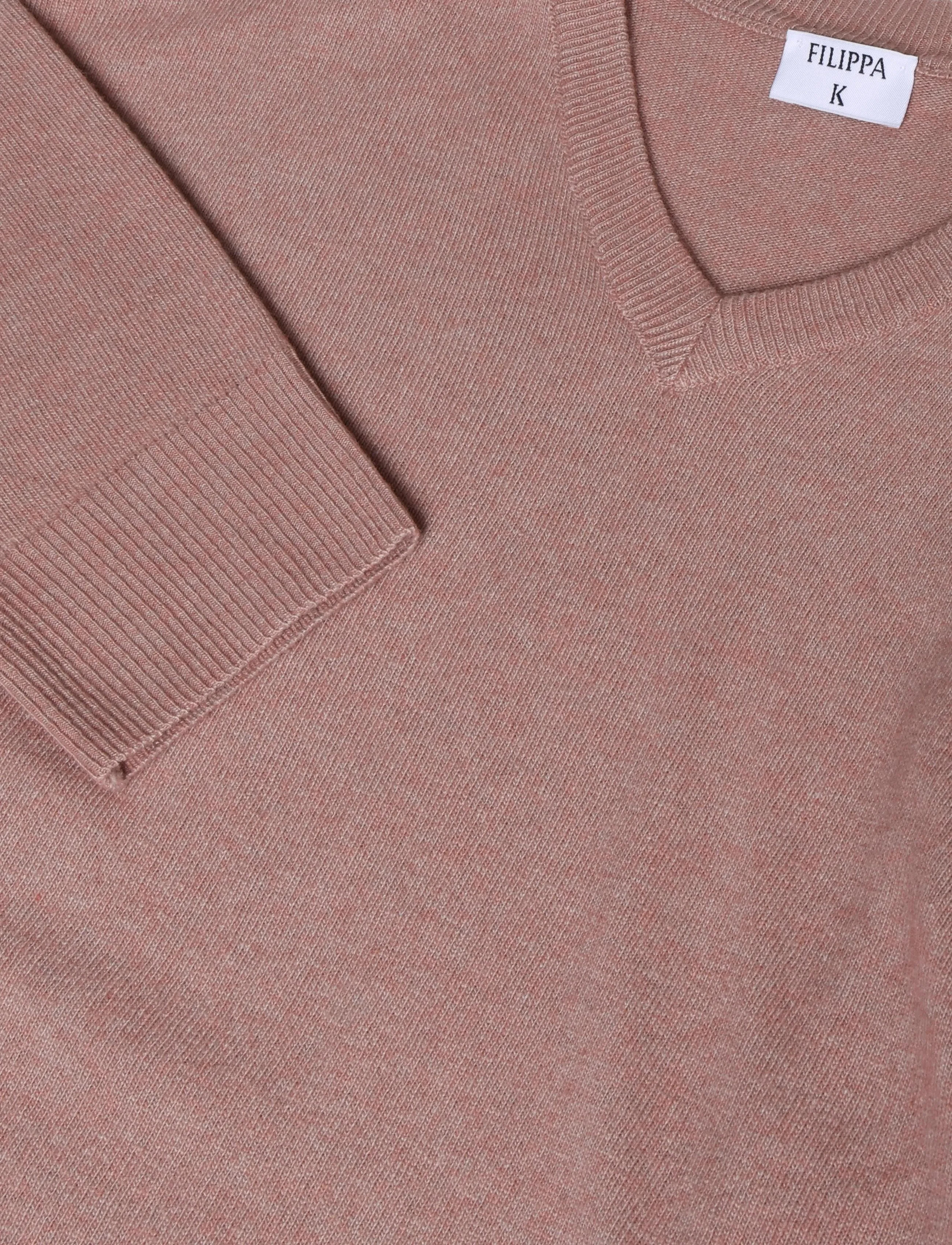 Filippa K - Soft Wool V-Neck Sweater - pullover - light pink - 2