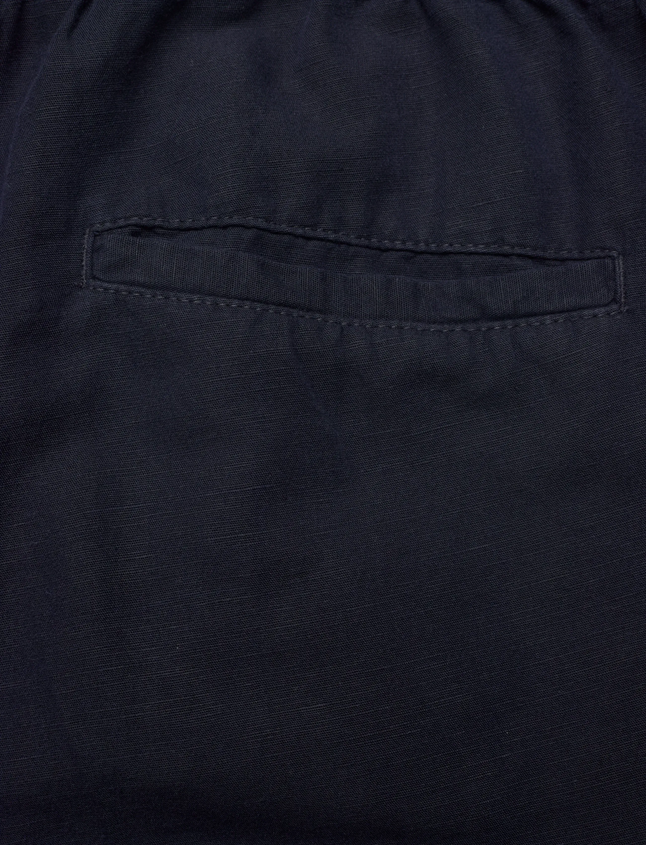 Filippa K - Theo Linen Trousers - linen trousers - navy - 4