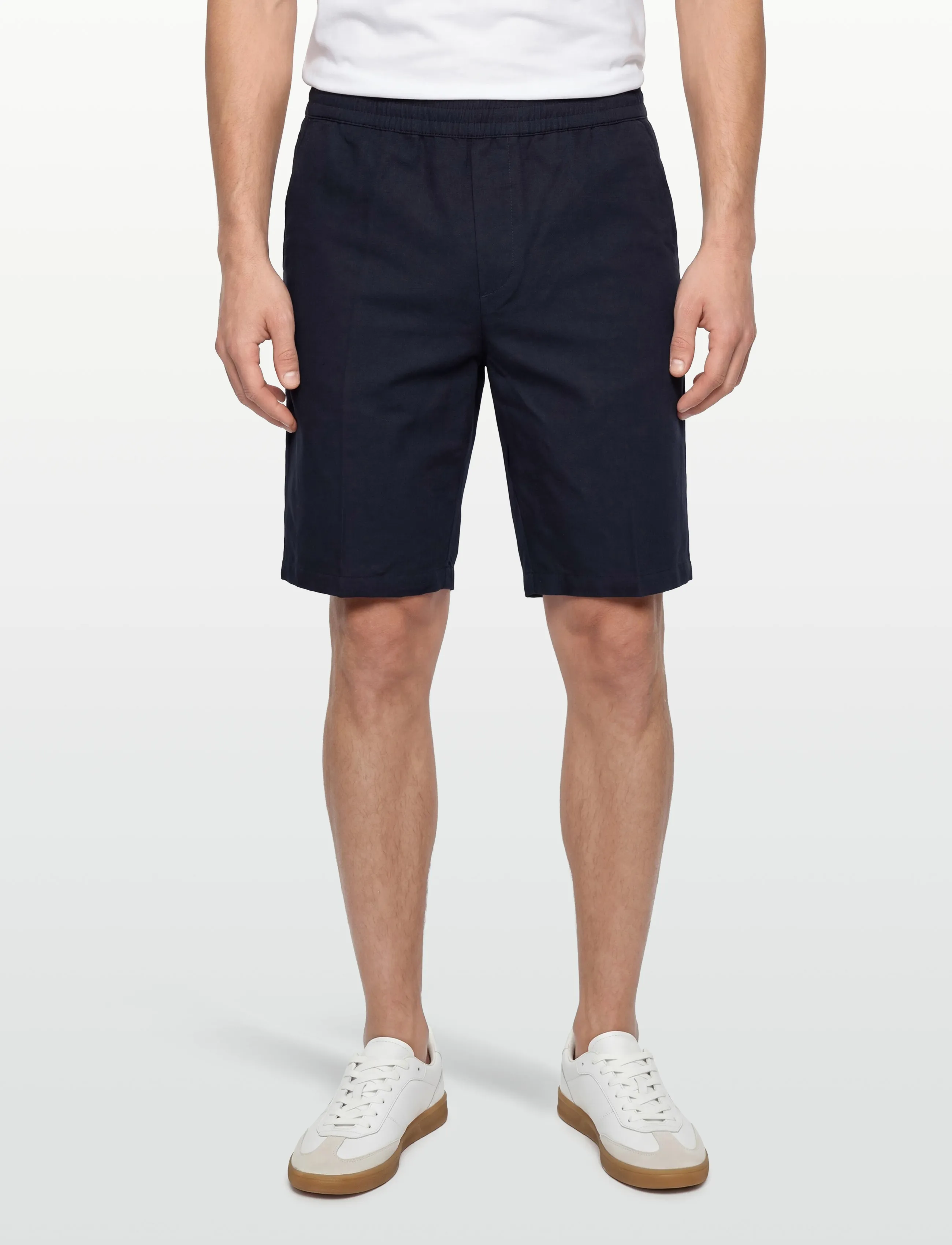Filippa K - Theo Linen Shorts - linen shorts - navy - 3