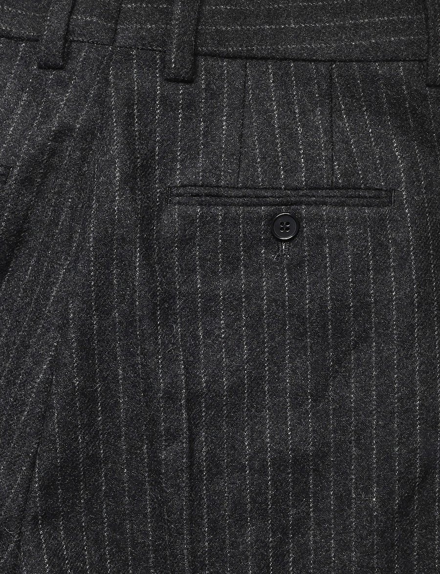 Filippa K - Darcey Flannel Pinstripe Trous - pidulikud püksid - anthracite pinstripe - 4