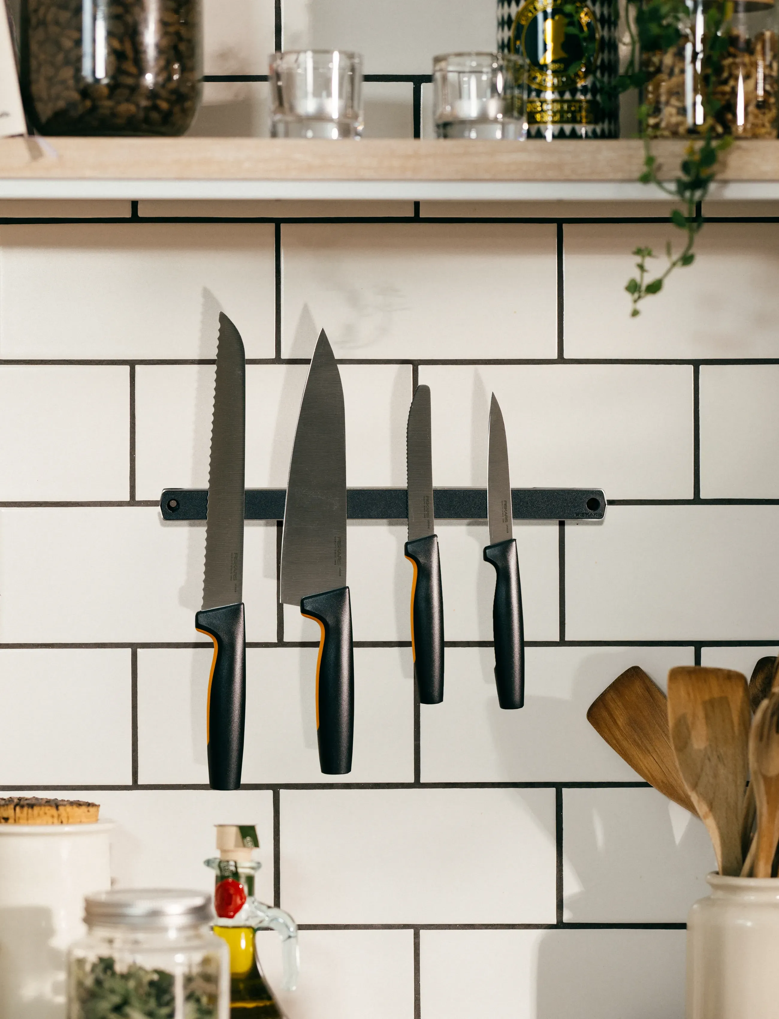 Fiskars Ff Magnetliste 32 Cm, One Size, Knives & Accessories, Schwarz - Knife Blocks, Homeware
