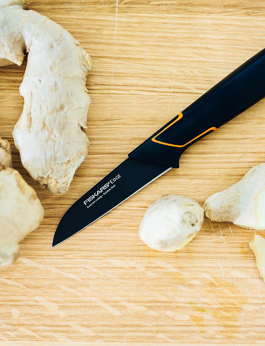 Fiskars - Edge shell knife 8 cm - schälmesser - black - 0