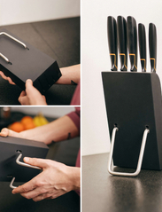 Fiskars - Edge knife block with 5 knives - najniższe ceny - black - 8