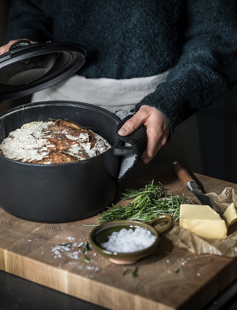 Fiskars - Fiskars Norden cast iron pot 6L - malmist potid - black - 0