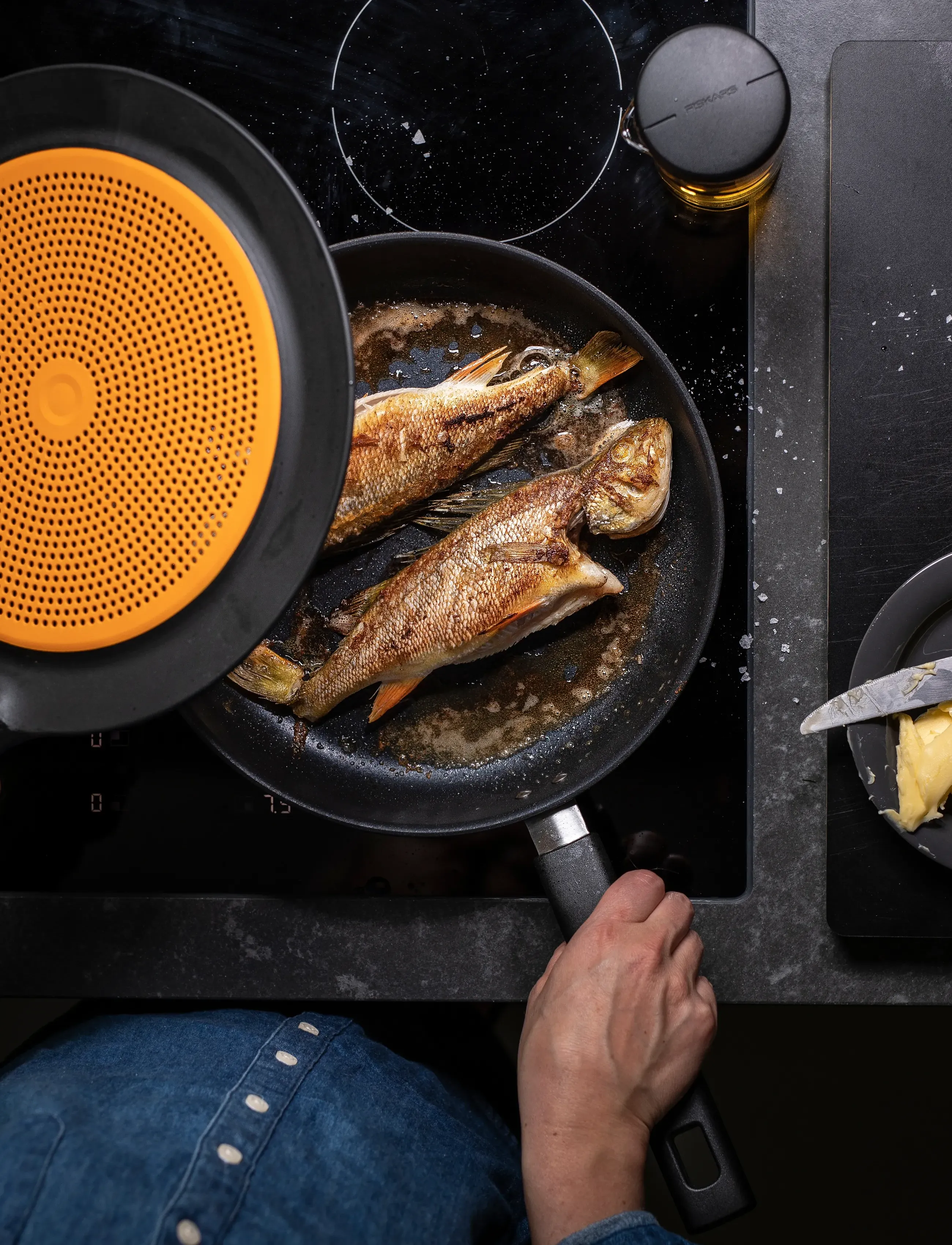 Fiskars Ff Silikone-Stænkskærm, One Size, Pots & Pans, Schwarz - Lids Accessories, Homeware