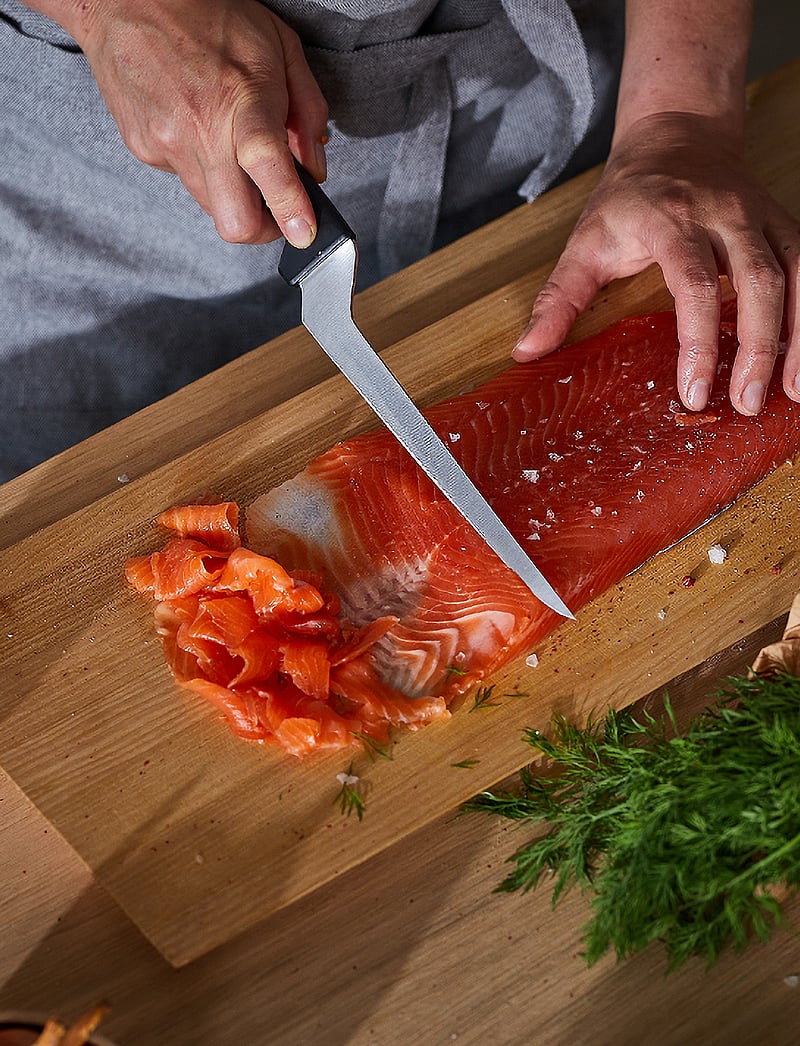 Fiskars - Hard Edge Filé Knife 22 cm - gifts below 15000kr - black - 3