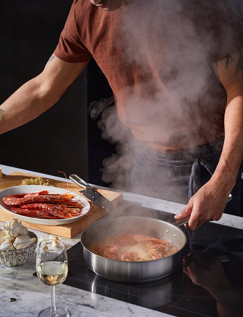 Fiskars - All steel tractor pan 26 cm - kupuj według ceny - steel - 0