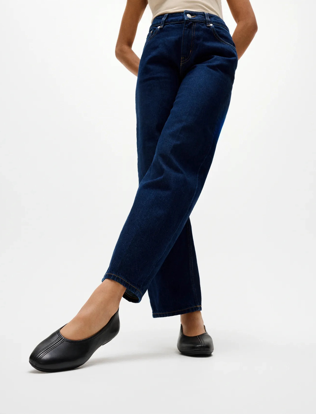 FitFlop Delicato High-Cut Soft-Leather Ballet Flats - - 40 1