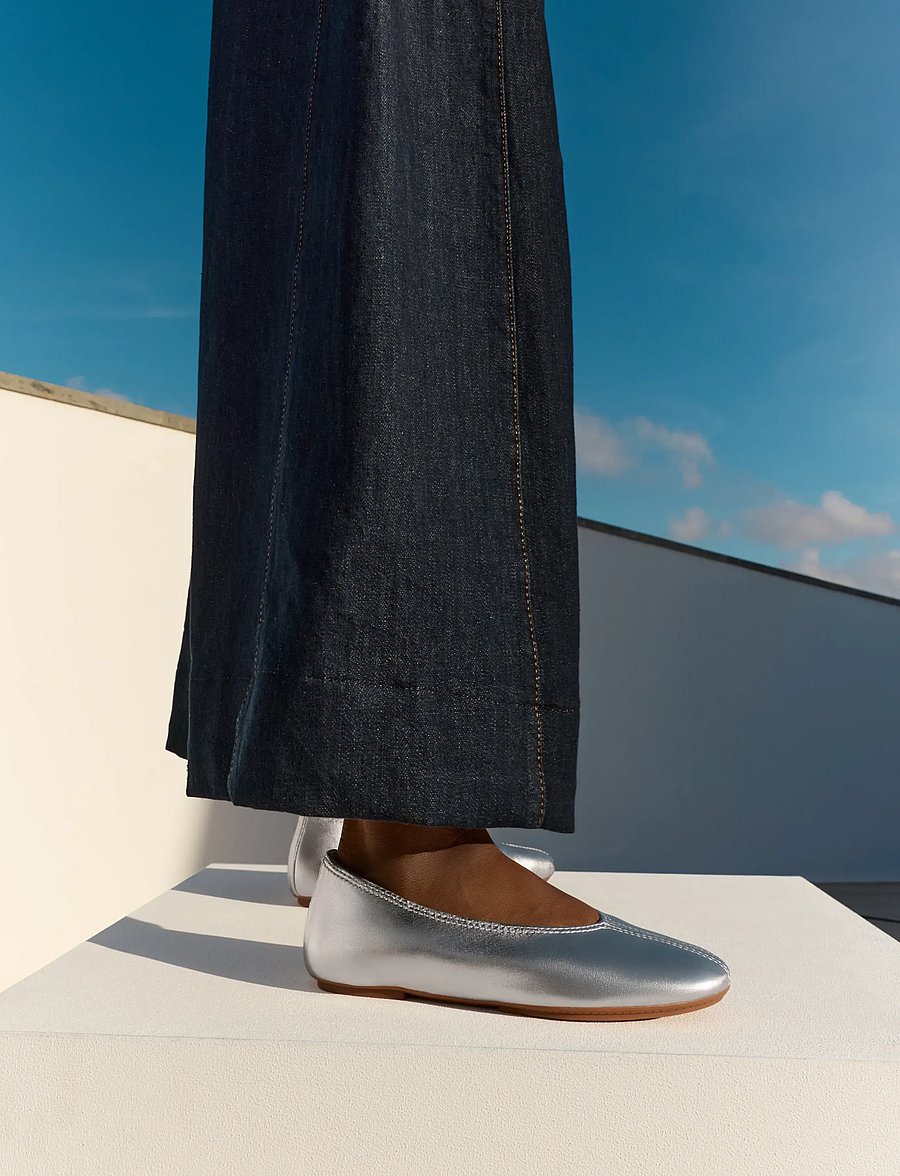 FitFlop - DELICATO HIGH-CUT SOFT-LEATHER BALLET FLATS - særlige begivenheder - silver - 0