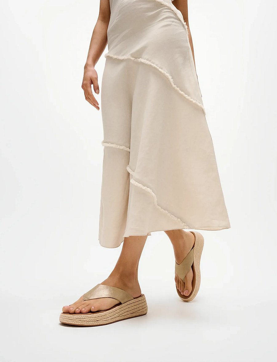 FitFlop - F-MODE ESPADRILLE SHIMMERSUEDE TOE-POST SANDALS - lahtised kontsakingad - platino - 0