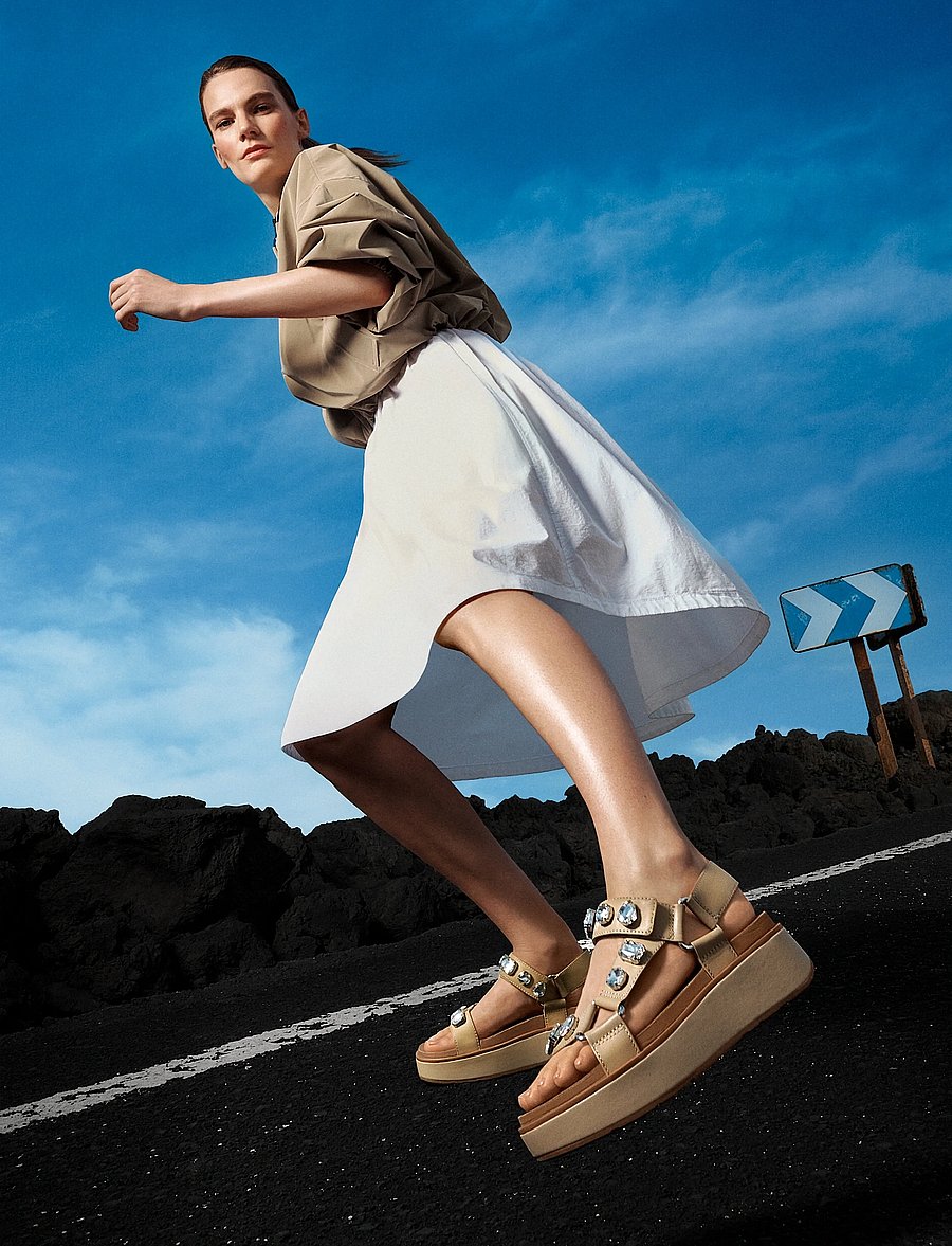FitFlop - GEN-FF MAX ULTRA-JEWEL LEATHER BACK-STRAP SANDALS - plateau-sandalen - cappuccino - 5