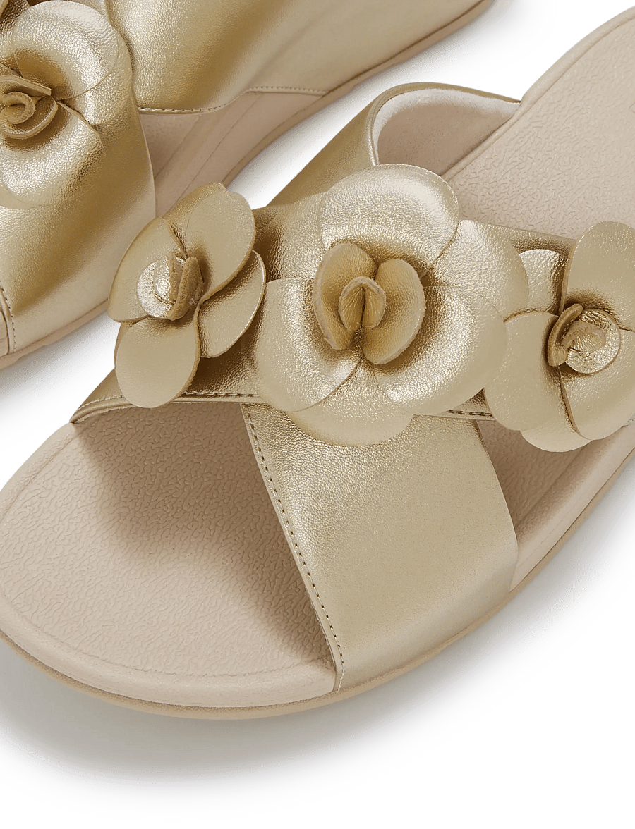 FitFlop - LULU FLOWER CROSS SLIDES - platformsandaler - platino - 4