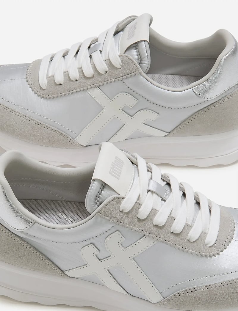 FitFlop - RETRO-Q FF METALLIC-FABRIC/SUEDE SNEAKERS - niedrige sneakers - silver/urban white - 4