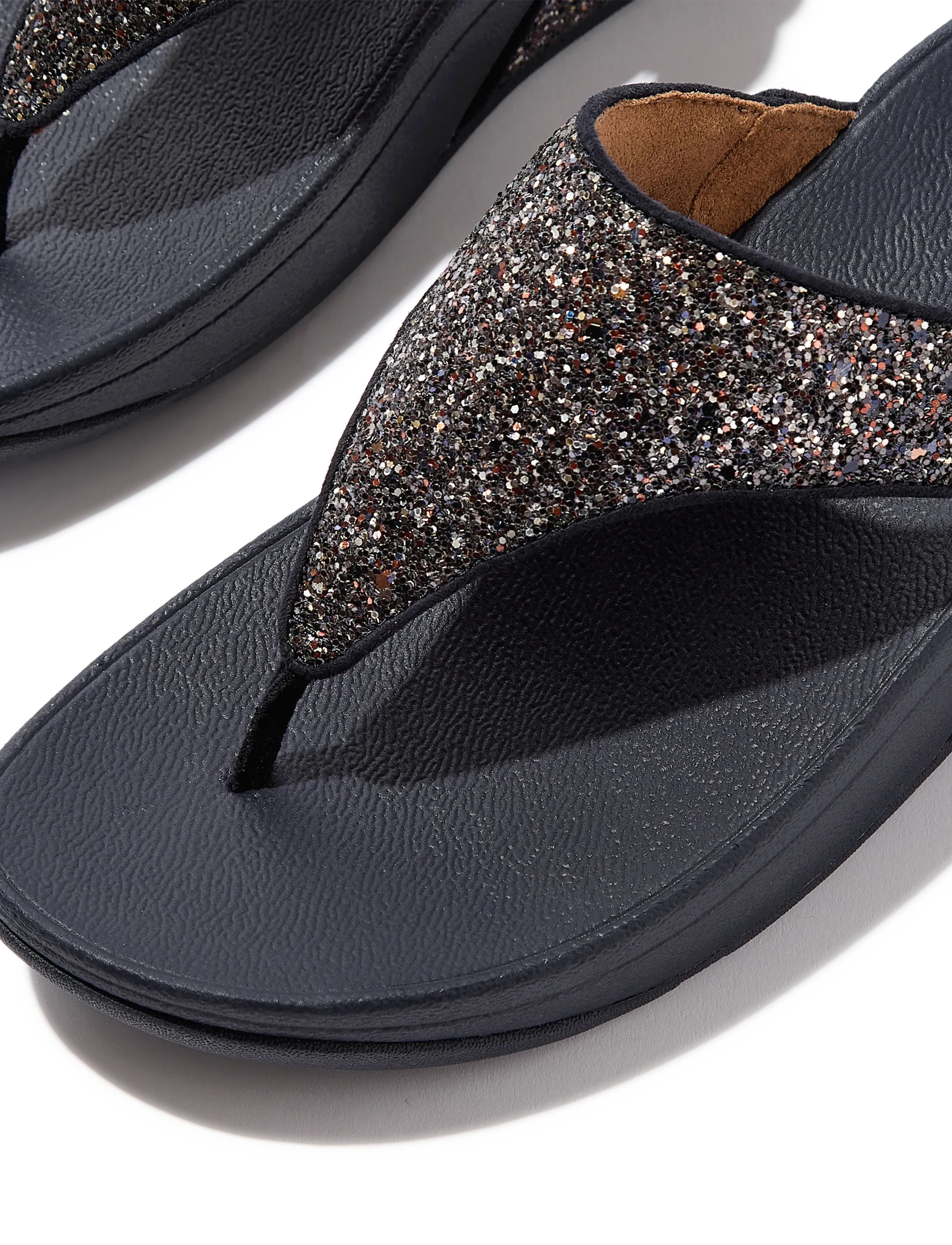 FitFlop - LULU MULTI-TONAL GLITTER TOE-POST SANDALS - platformsandaler - midnight navy mix - 4