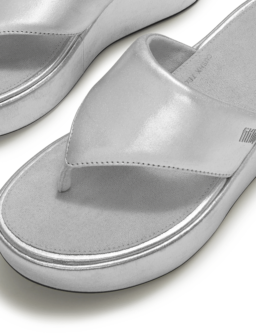 FitFlop - PLATFFORMS WEDGE TOE-POST SANDALS - sandaler med hæl - silver - 4