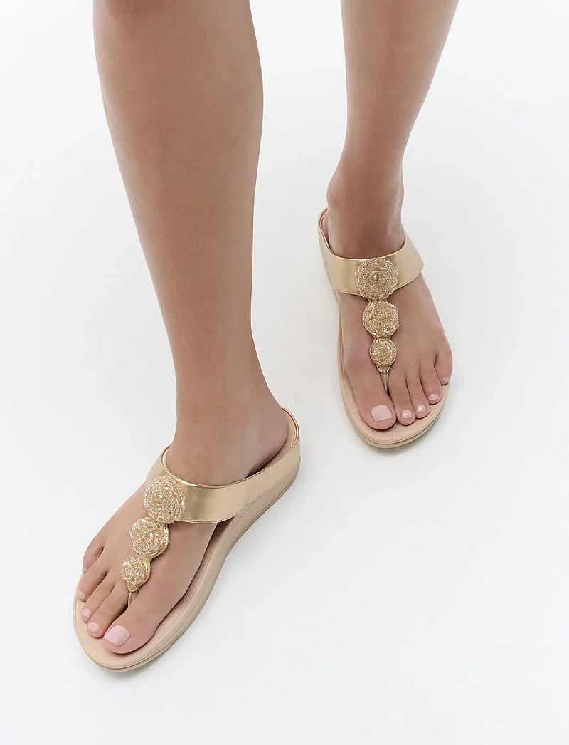 FitFlop Fino Beadie-button Metallic Toe-post Sandals (FFPIU1) Flip