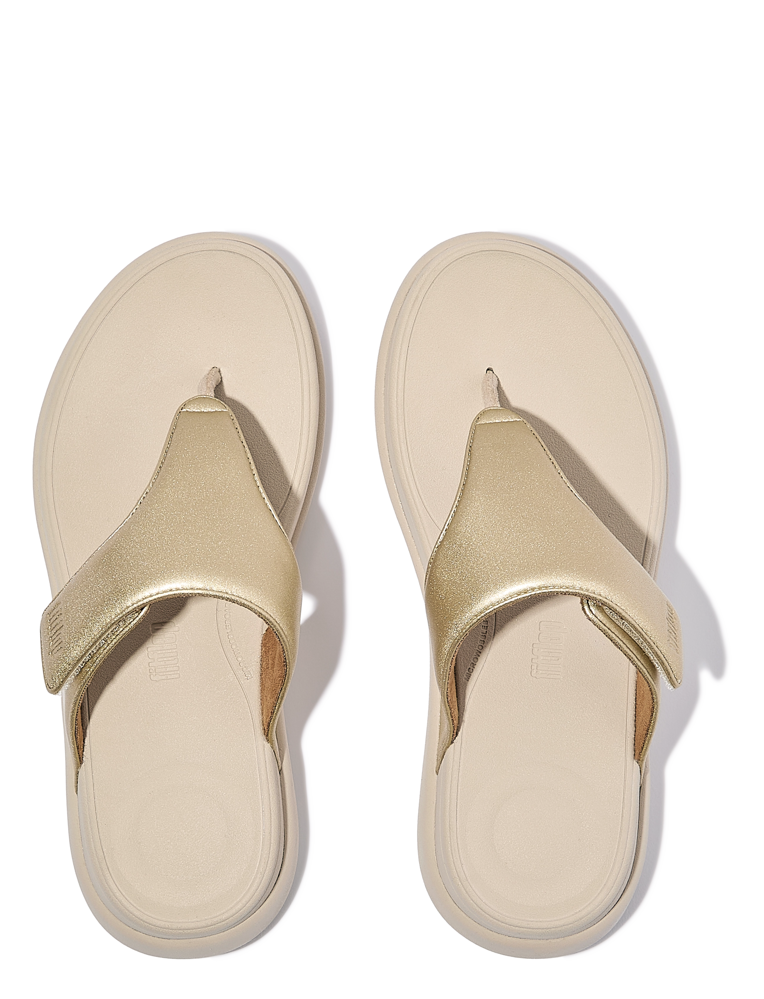 FitFlop - F-MODE GO ADJUSTABLE FLATFORM TOE-POST SANDALS - platta mules - platino - 2
