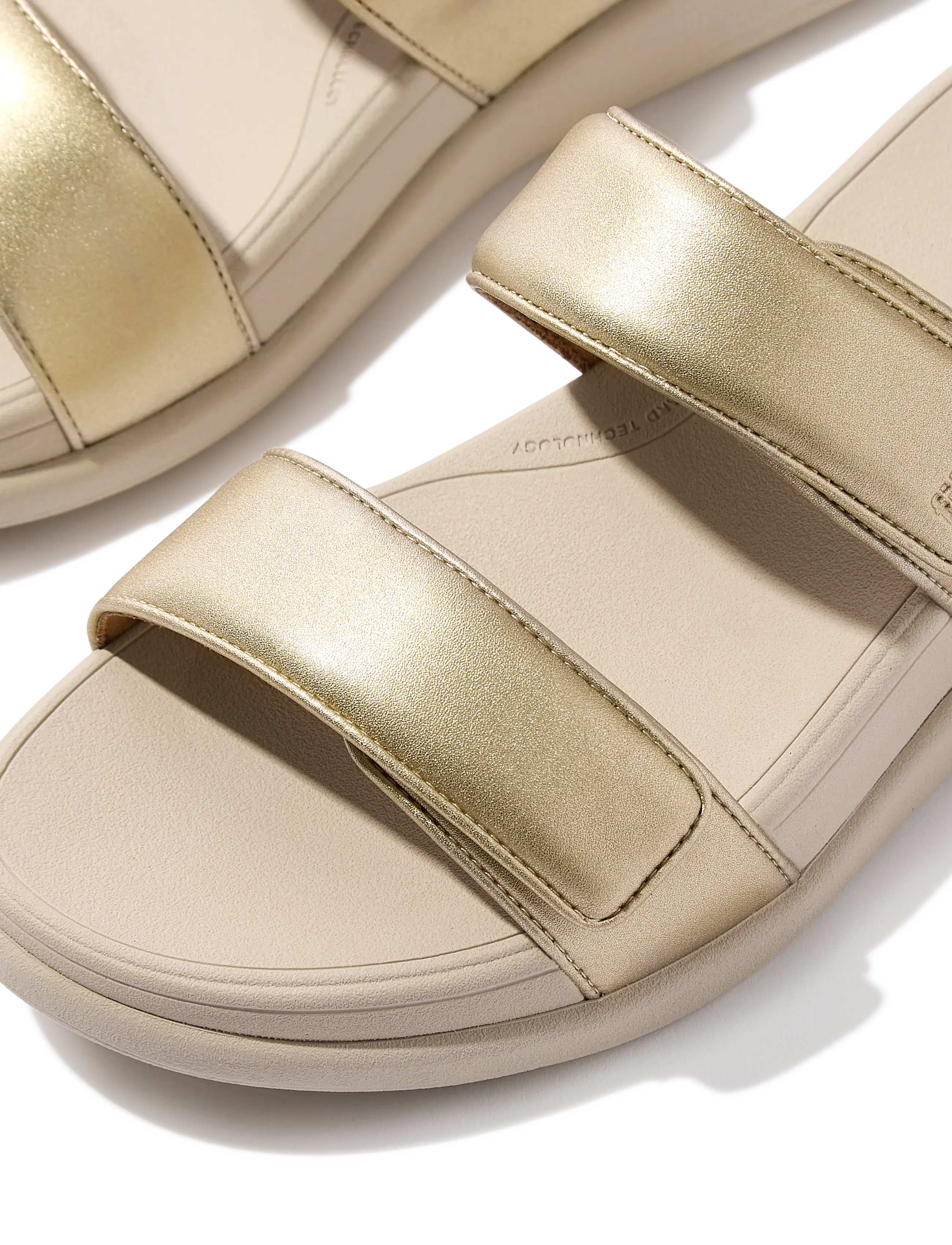 FitFlop - F-MODE GO ADJUSTABLE FLATFORM TWO-BAR SLIDES - flate sandaler - platino - 4