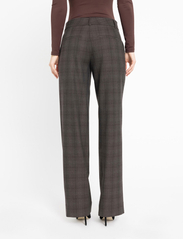 FIVEUNITS - Dena - tailored trousers - brown check - 4