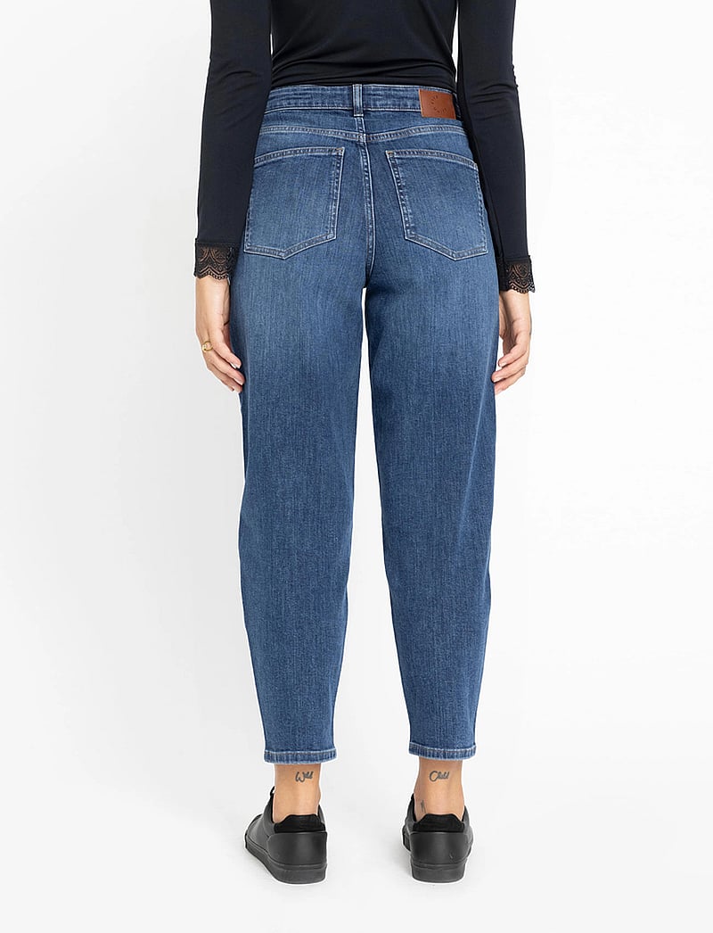 FIVEUNITS - AlbaFV - tapered jeans - classic blue vintage - 4