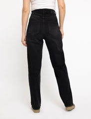 FIVEUNITS - Iris - straight jeans - black vintage - 4