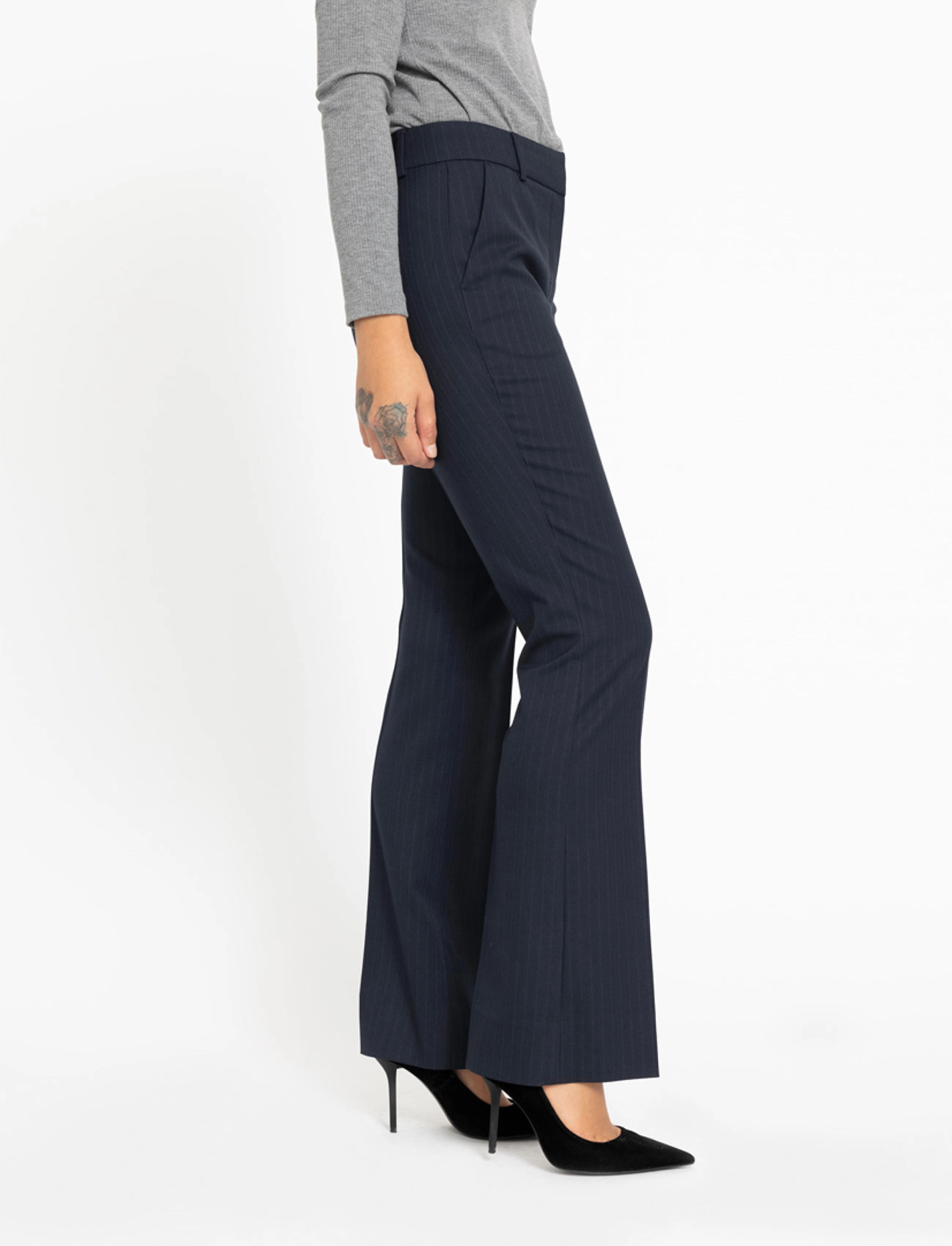 FIVEUNITS - Clara - navy dashed pinstripe - 5