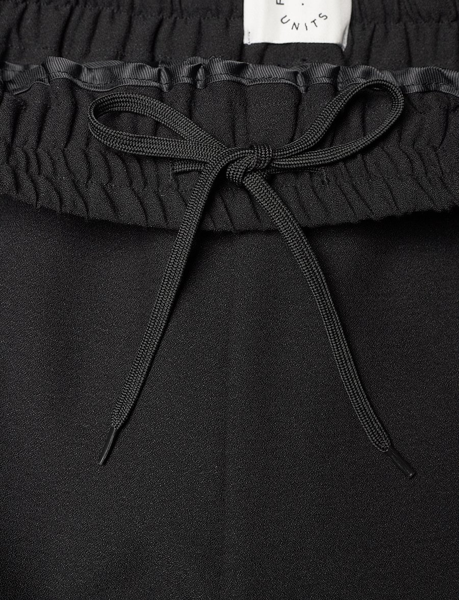 FIVEUNITS - LouiseFV Split 031 - beluga black - 5