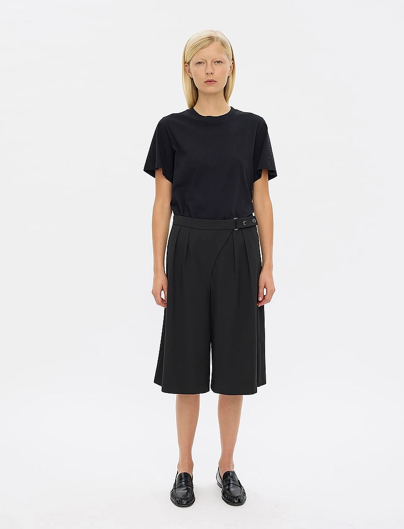 FIVEUNITS - UmaFV Shorts - casual shorts - black - 0