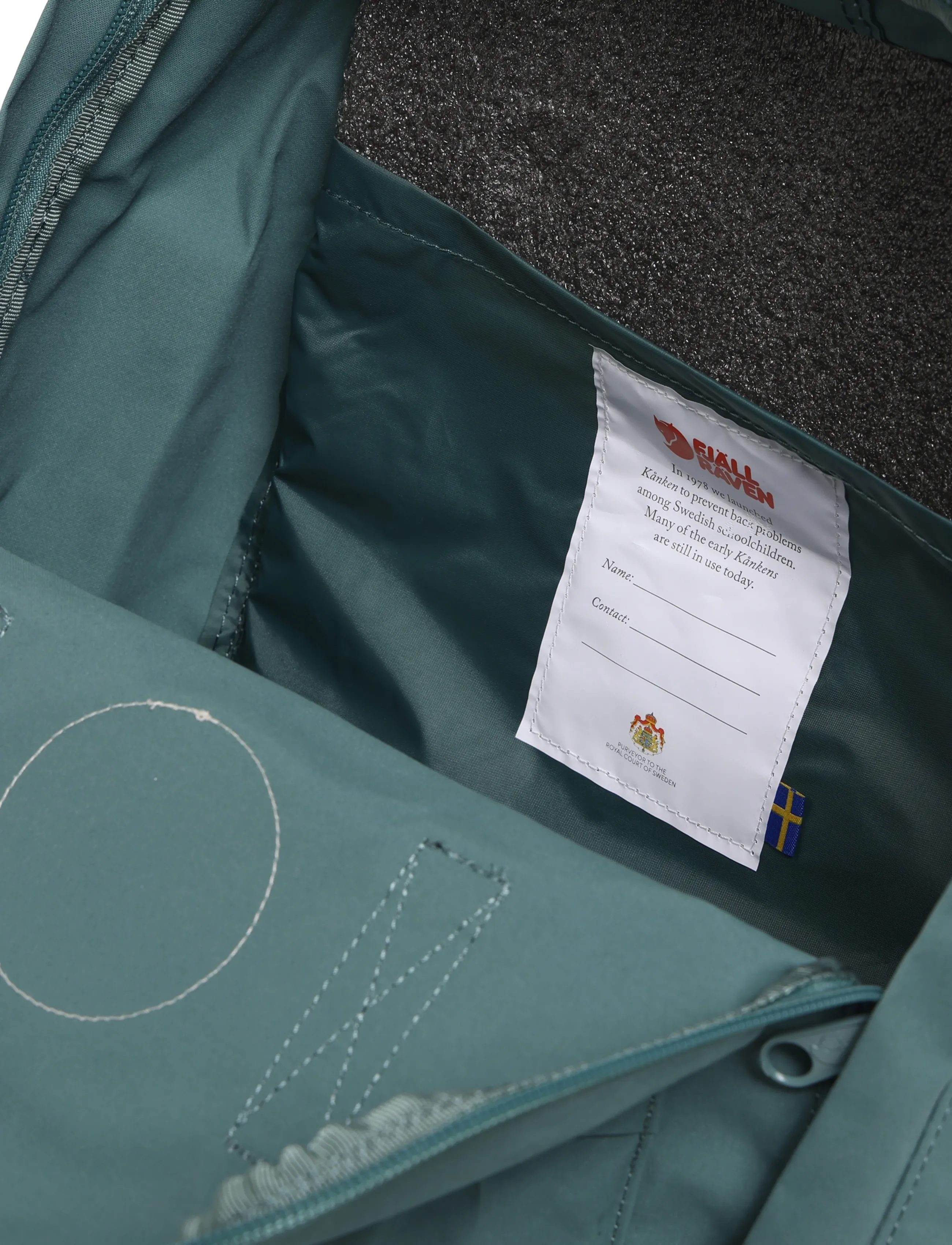 Fjällräven - Kånken Classic Backpack - sport-rucksäcke - frost green - 4