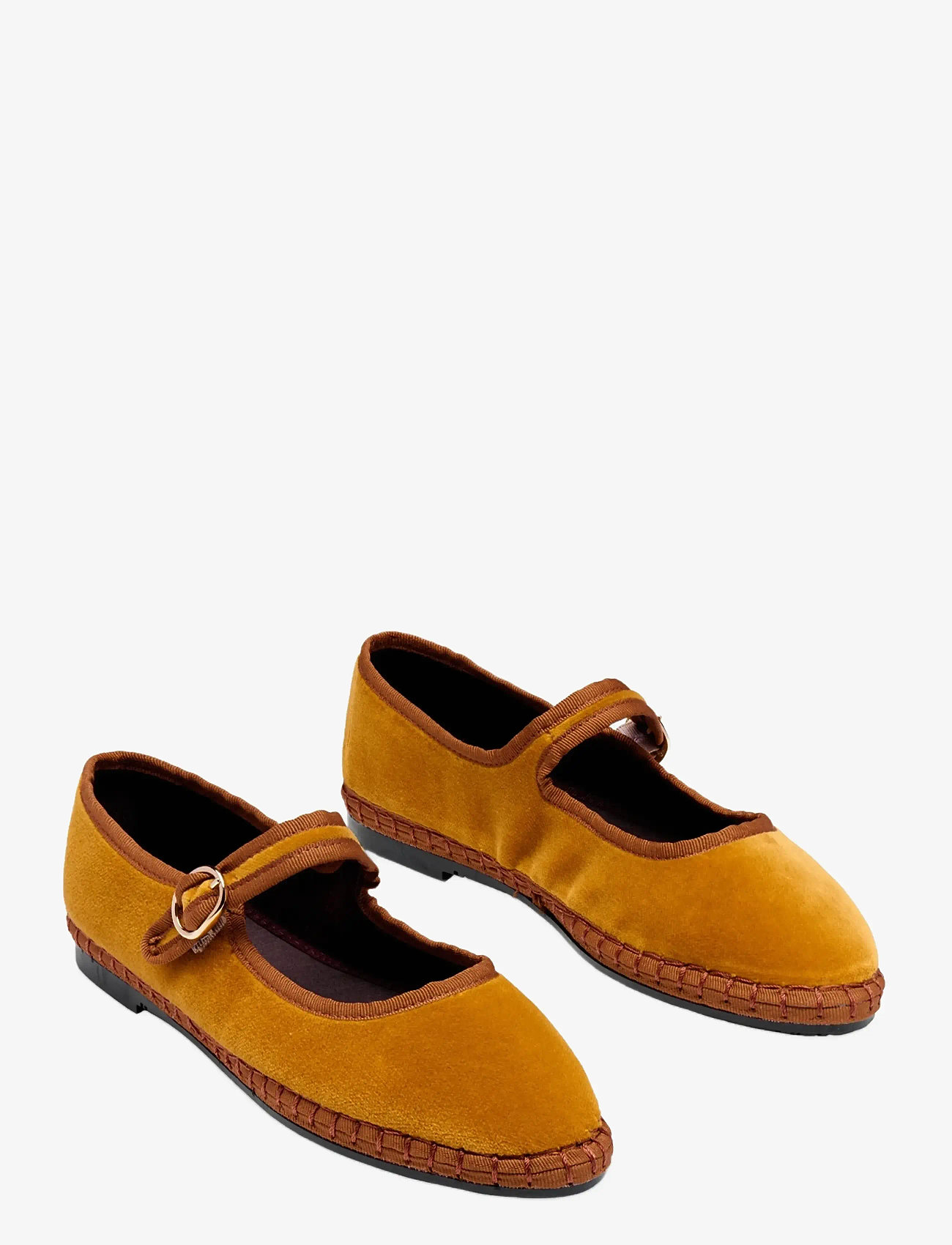 Flabelus - Montague - særlige begivenheder - yellow - 1