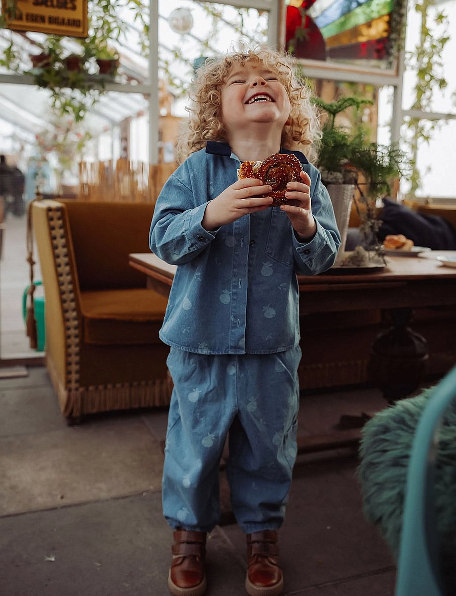 Fliink - DON DENIM DUNA CARGO PANT - cargobukser - medium blue aop - 0