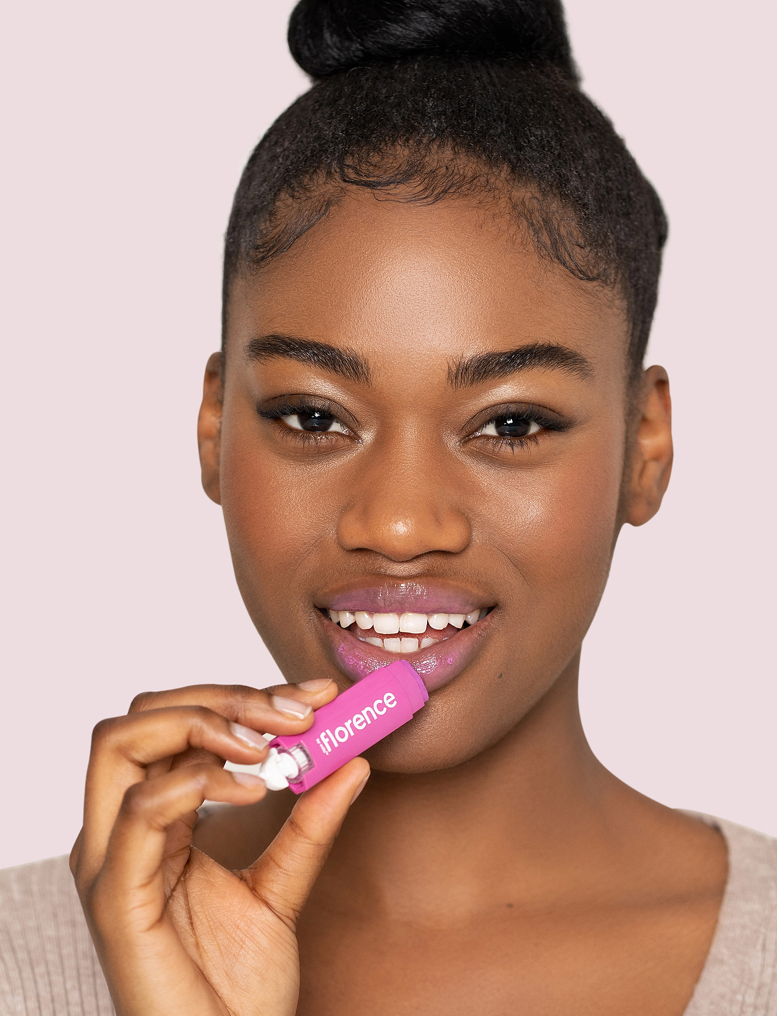 Florence By Mills - Oh Whale! Tinted Lip Balm - dragon fruit and grape (purple) - 3