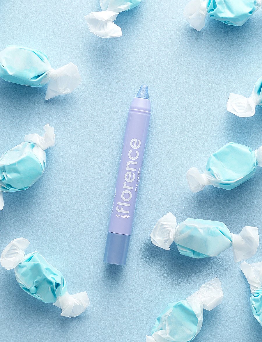Florence By Mills - Eyecandy Eyeshadow Stick - Øjne & bryn - taffy (electric metallic blue) - 3