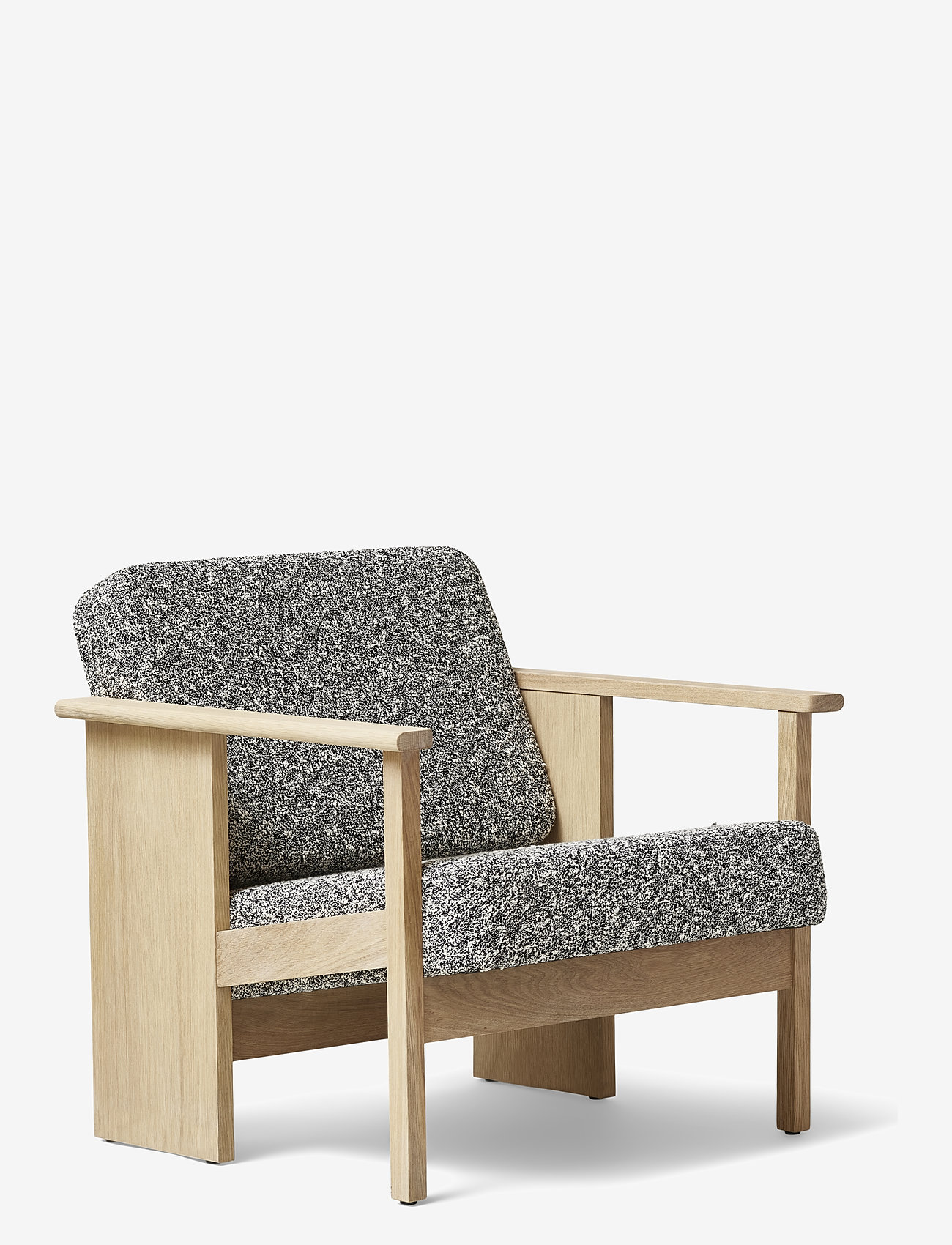 Form & Refine - Block Loungestol - white oak, black and white - 1