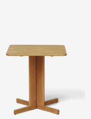 Form & Refine - Quatrefoil Table 68x68 - hliðarborð & smáborð - natural oak - 0