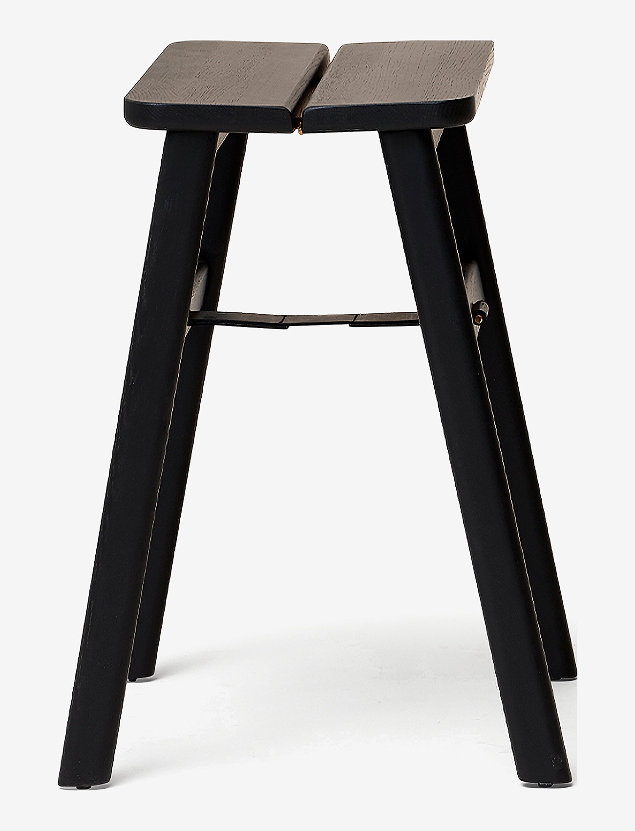 Form & Refine - Angle Stool - pallar & bänkar - black-stained oak - 2