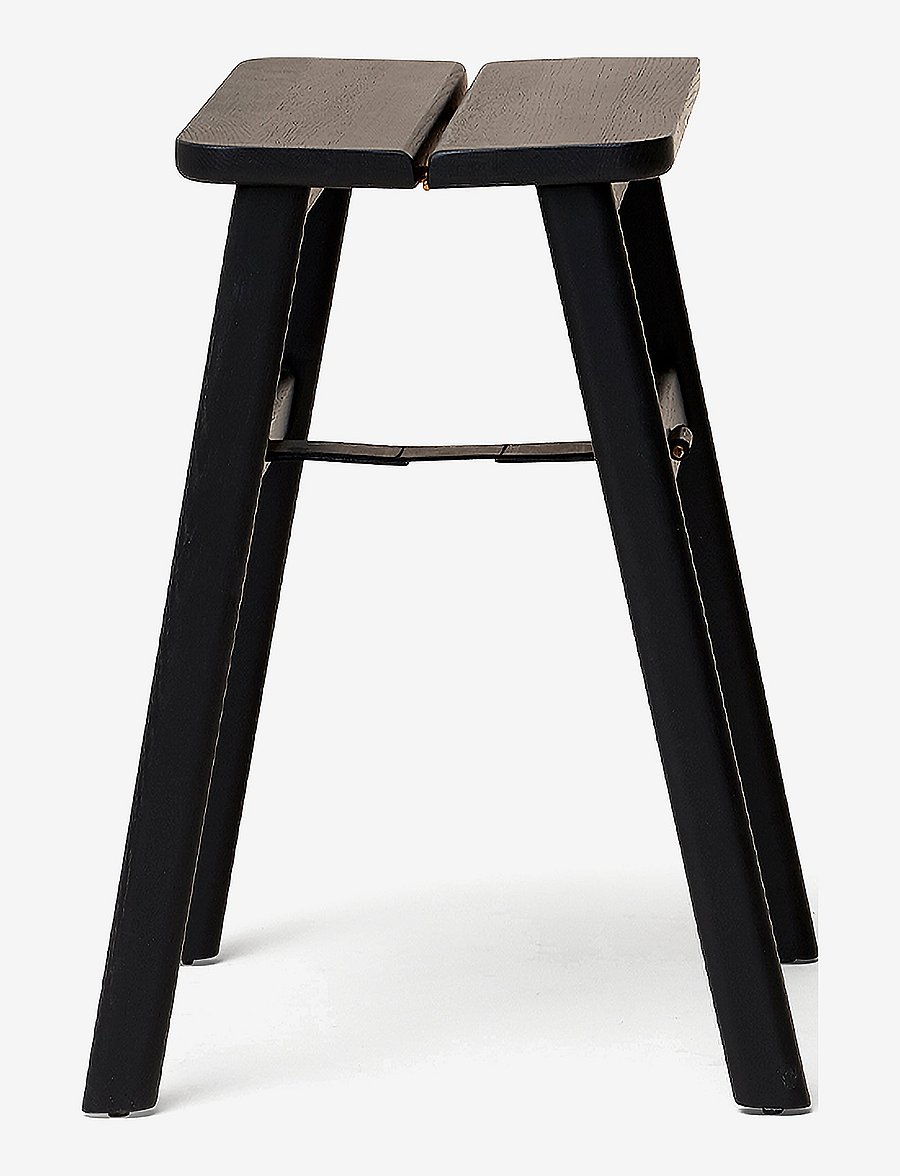 Form & Refine - Angle Stool - pallar & bänkar - black-stained oak - 2