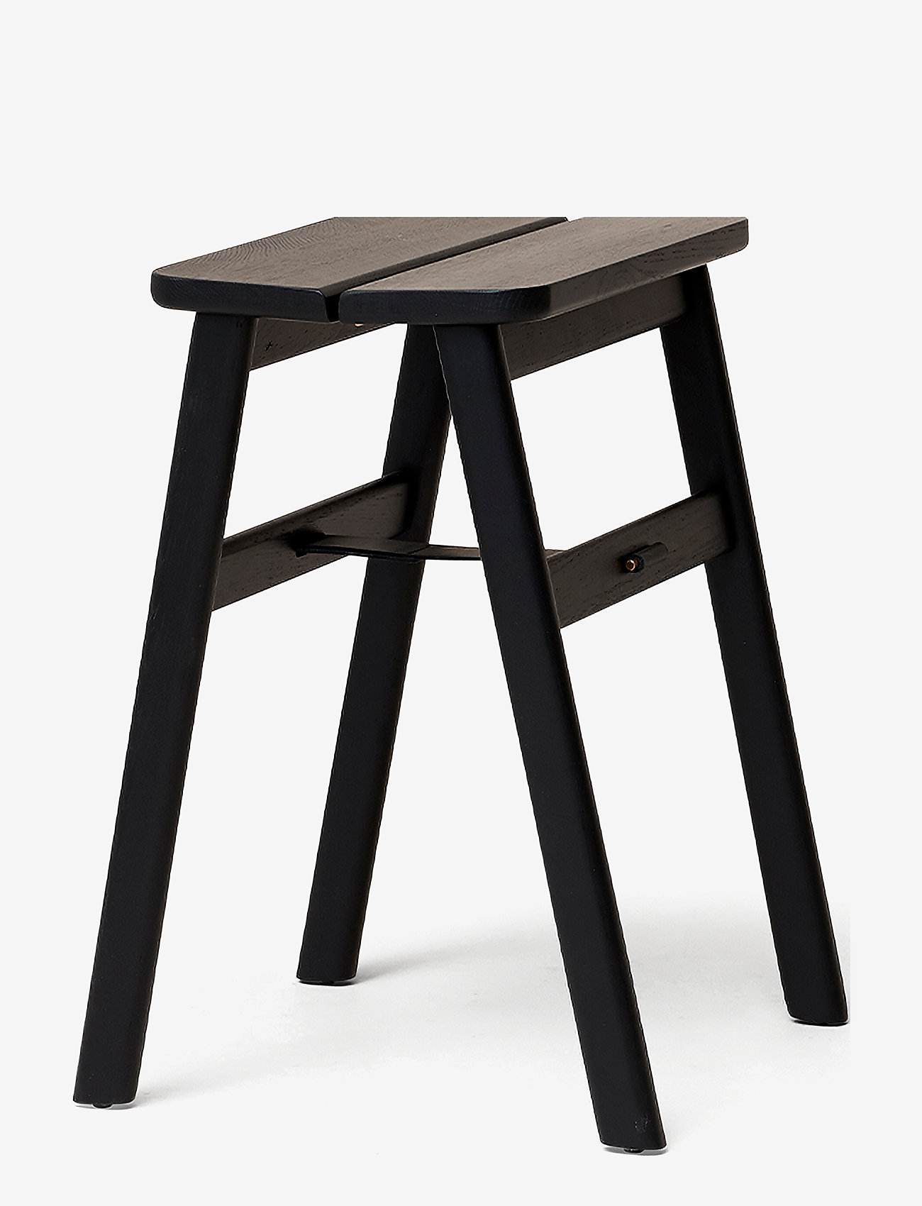 Form & Refine - Angle Stool - pallar & bänkar - black-stained oak - 3